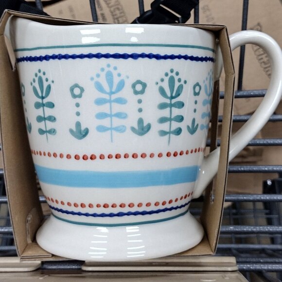 Gipson Home One Quart Stoneware Measuring Cup, Stylish Rustic - Picture 2 of 2